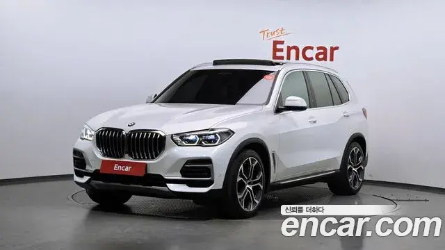 BMW X5 2023 — Photo 8/20