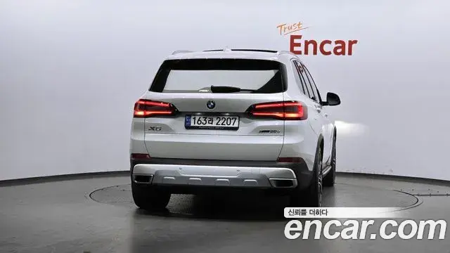 BMW X5 2023 — Photo 2/20