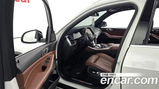 BMW X5 2023 — Photo 9/20