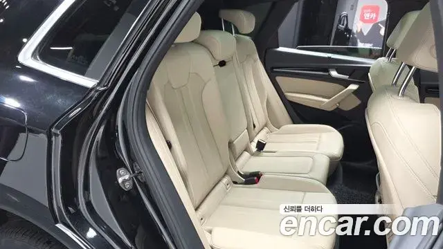 Audi Q5 2021 — Фото 12/20