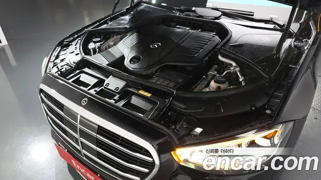 Mercedes-Benz S-Class 2021 — Фото 6/20