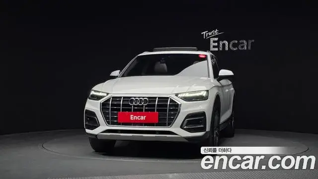 Audi Q5 2022 — Şəkil 9/20