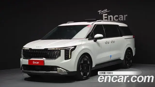 Kia Carnival 2024 — Photo 16/20