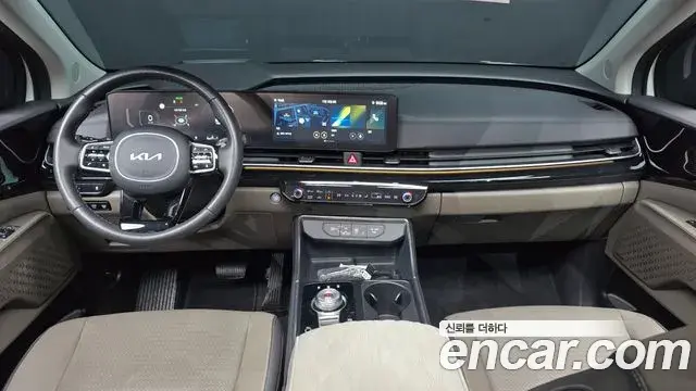 Kia Carnival 2024 — Photo 2/20