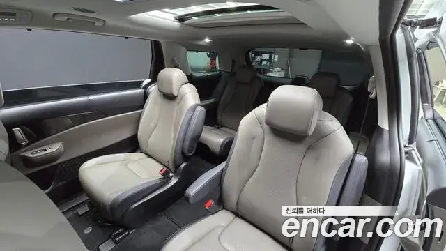 Kia Carnival 2024 — Photo 3/20