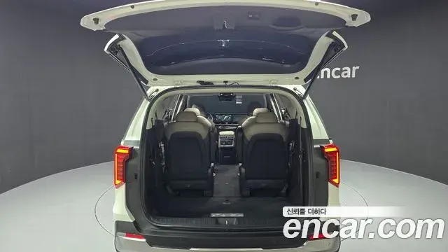 Kia Carnival 2024 — Photo 6/20