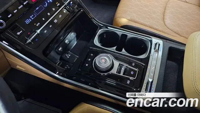 Kia Carnival 2023 — Фото 9/20