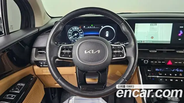 Kia Carnival 2023 — Фото 14/20