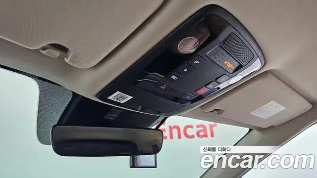 Kia Carnival 2023 — Фото 18/20