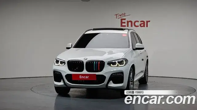 BMW X3 2018 — ფოტო 14/20