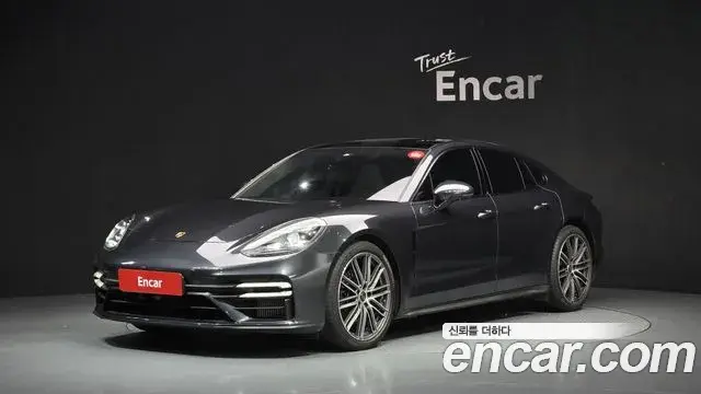 Porsche Panamera 2021 — Photo 31/31