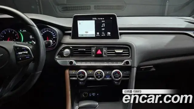 Genesis G70 2019 — Şəkil 8/20