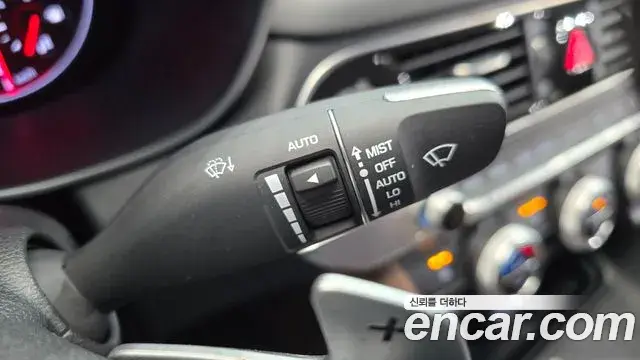 Genesis G70 2019 — Şəkil 14/20