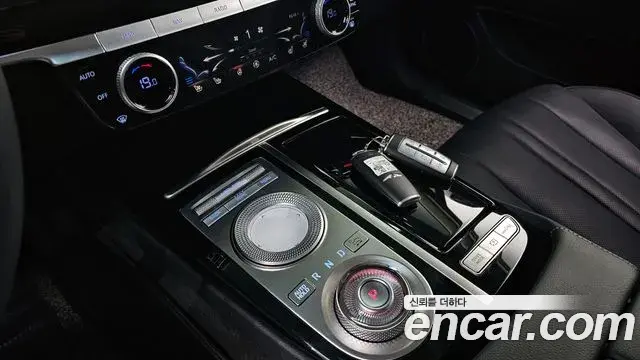 Genesis G80 2020 — Şəkil 18/20