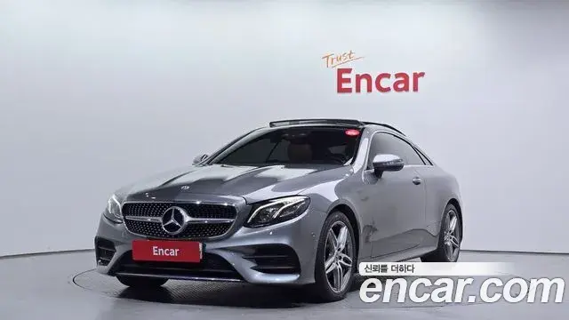 Mercedes-Benz E-Class 2018 — Photo 7/20