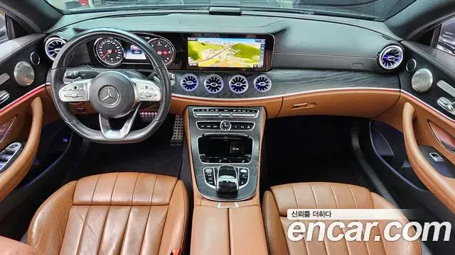 Mercedes-Benz E-Class 2018 — Photo 19/20