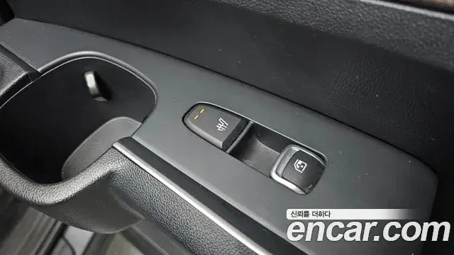 Kia Sorento 2022 — Photo 2/20
