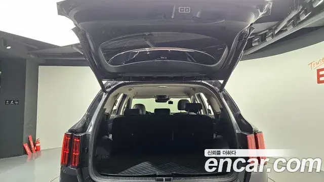 Kia Sorento 2022 — Photo 5/20