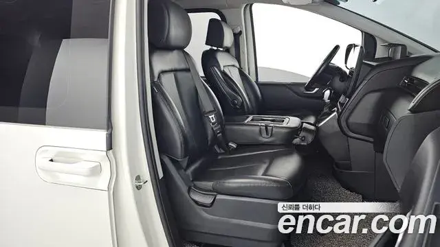 Hyundai Staria 2021 — Şəkil 19/20