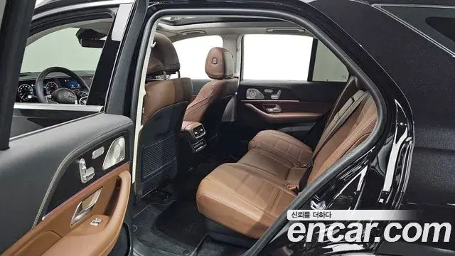 Mercedes-Benz GLE-Class 2025 — Şəkil 10/20