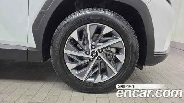 Hyundai Tucson Hybrid 2022 — ფოტო 14/20