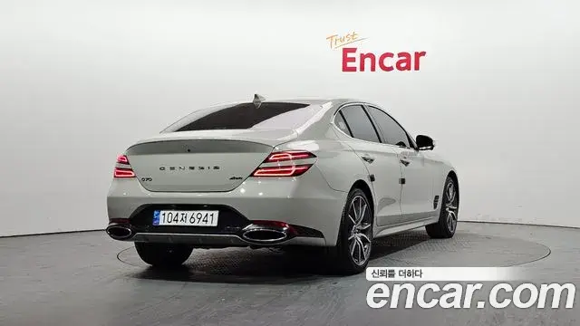 Genesis G70 2023 — Şəkil 10/13