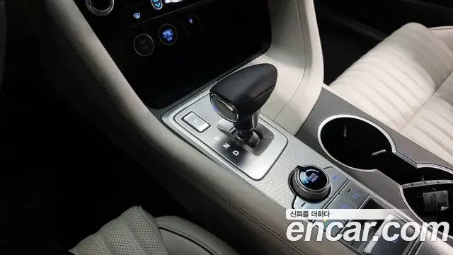 Genesis G70 2023 — Şəkil 1/13