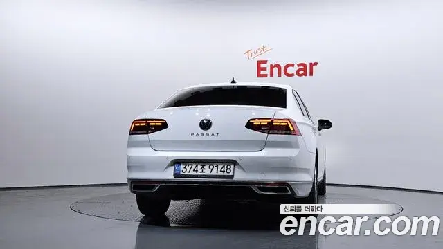 Volkswagen Passat GT 2021 — ფოტო 5/20