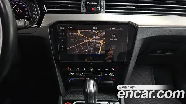 Volkswagen Passat GT 2021 — ფოტო 13/20