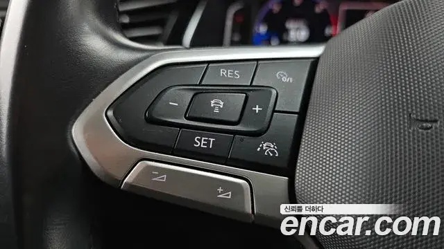 Volkswagen Passat GT 2021 — ფოტო 2/20