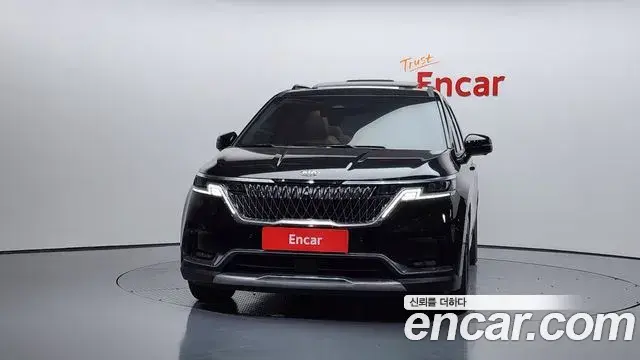 Kia Carnival 2021 — Photo 10/20