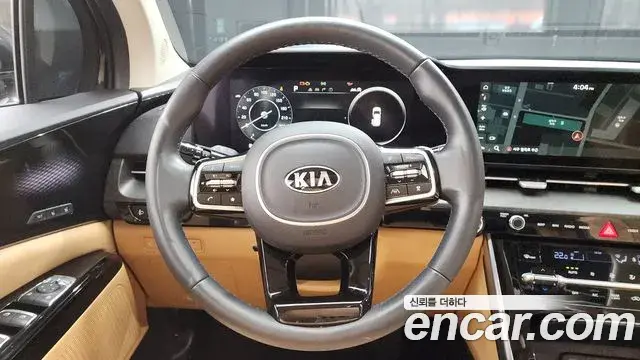 Kia Carnival 2021 — Photo 9/20