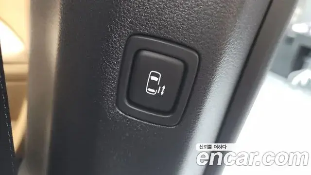 Kia Carnival 2021 — Photo 6/20