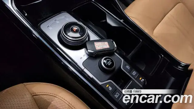 Kia Sorento 2022 — ფოტო 7/20