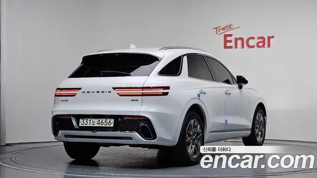 Genesis GV70 2021 — Photo 14/20