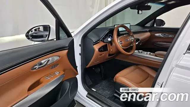 Genesis GV70 2021 — Photo 3/20