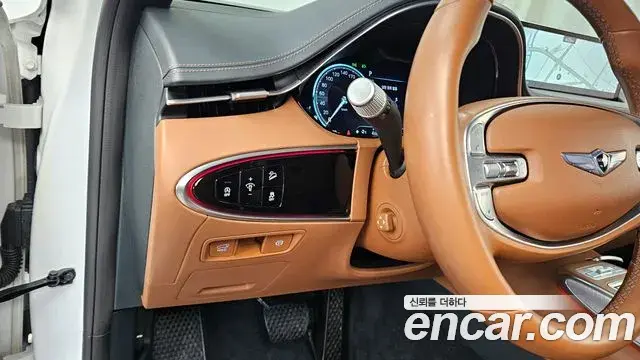Genesis GV70 2021 — Photo 13/20