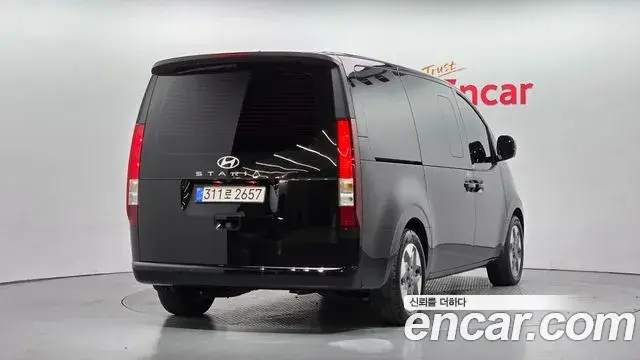 Hyundai Staria 2025 — Şəkil 3/20