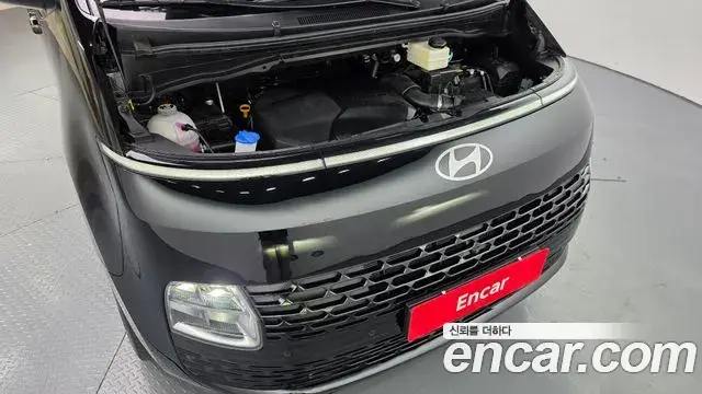 Hyundai Staria 2025 — Şəkil 9/20