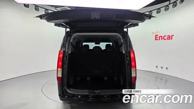 Hyundai Staria 2025 — Şəkil 12/20