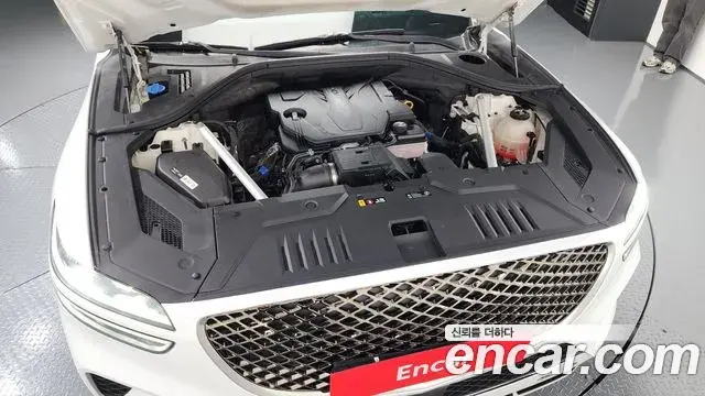 Genesis GV70 2021 — Photo 4/20