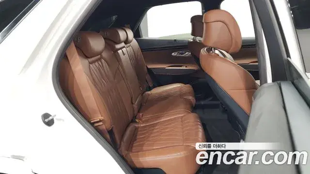 Genesis GV70 2021 — Photo 15/20