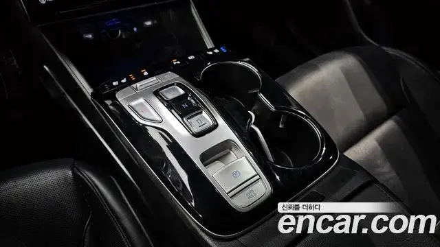 Hyundai Tucson Hybrid 2020 — Photo 5/20