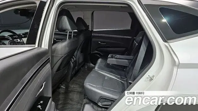 Hyundai Tucson Hybrid 2020 — Photo 13/20