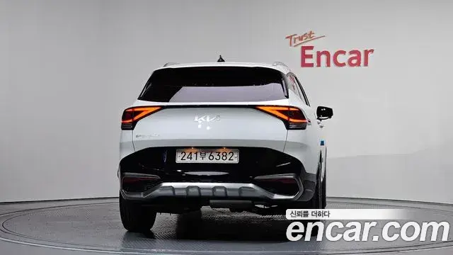 Kia Sportage 2021 — Photo 12/20