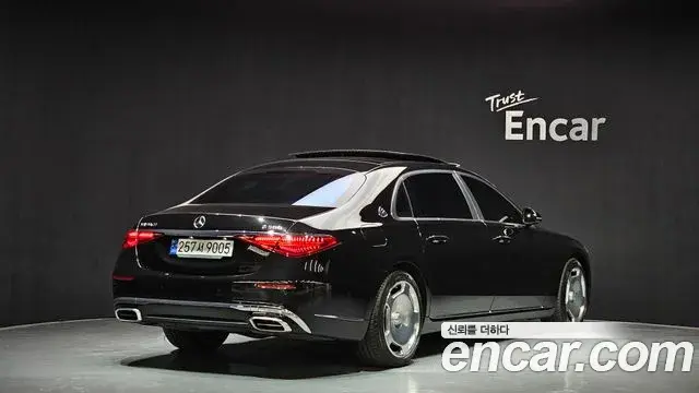 Mercedes-Benz S-Class 2023 — Photo 4/20