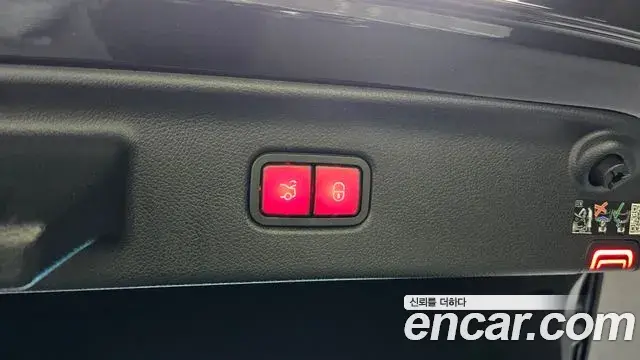 Mercedes-Benz S-Class 2023 — Photo 10/20