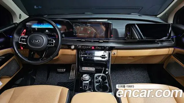 Kia Carnival 2020 — Photo 7/20