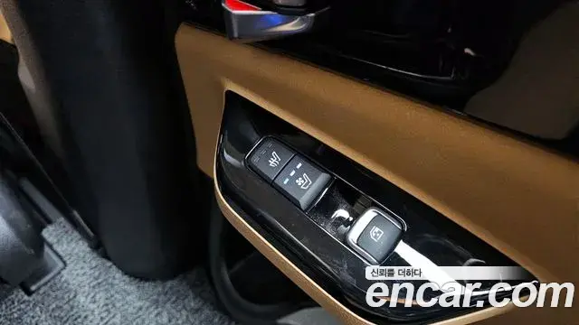 Kia Carnival 2020 — Photo 19/20