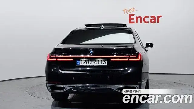 BMW 7 Series 2020 — Şəkil 12/20